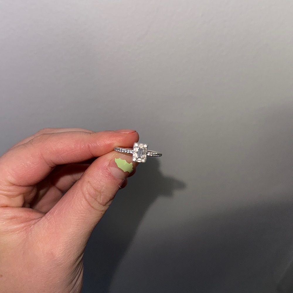 Pandora ring